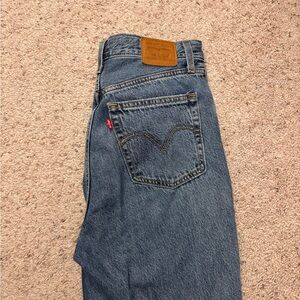 Levi's High Loose Flare jeans
